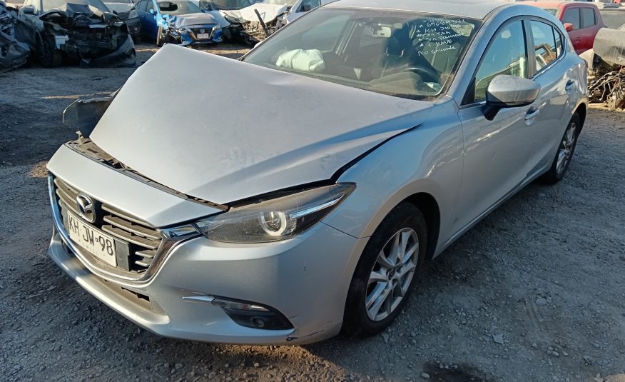 MAZDA 3 2018