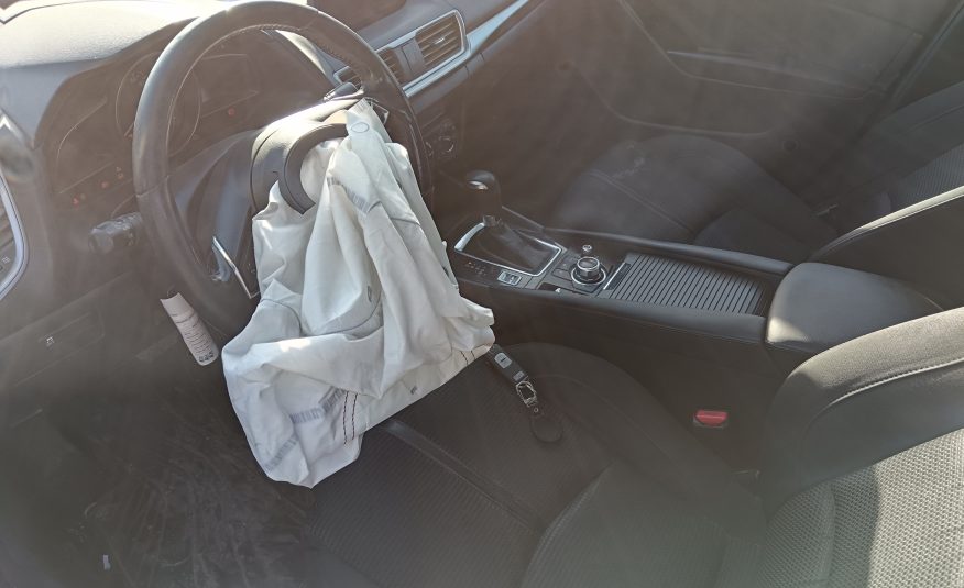 MAZDA 3 2018