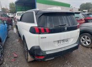 PEUGEOT 5008 2021