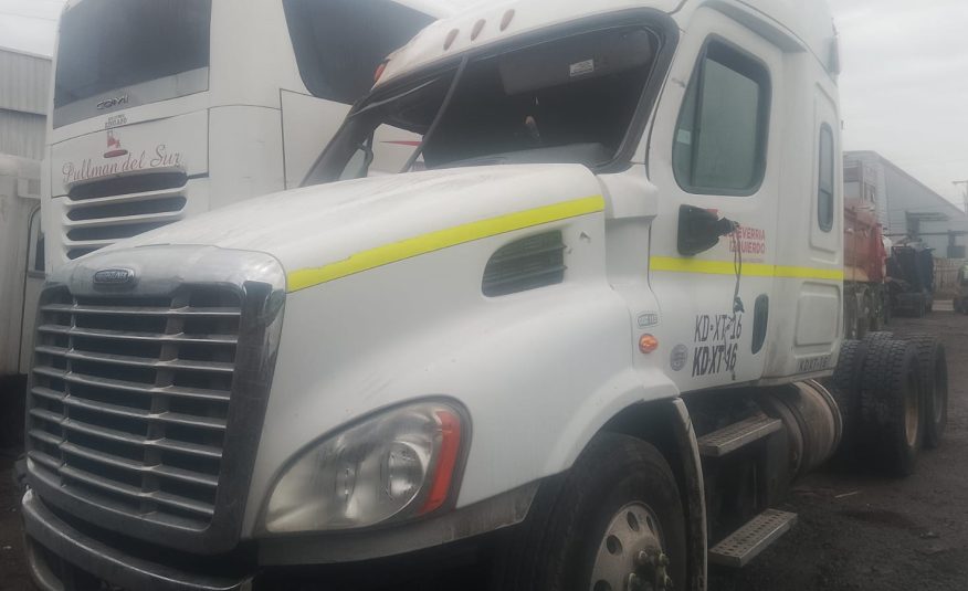 FREIGHTLINER CA113 2018