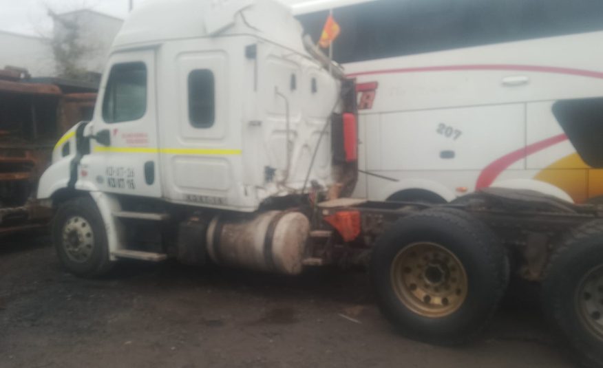 FREIGHTLINER CA113 2018