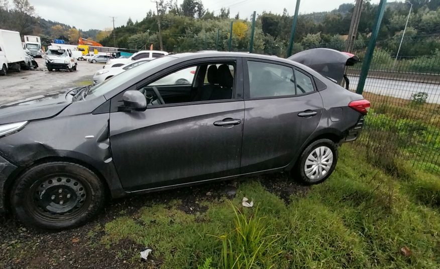 TOYOTA YARIS 2023