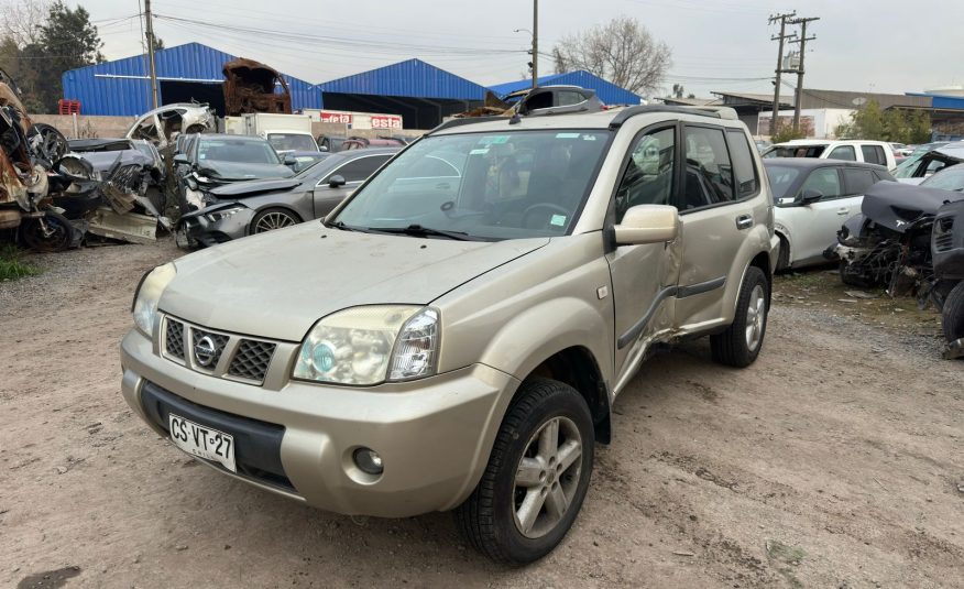 NISSAN X TRAIL –