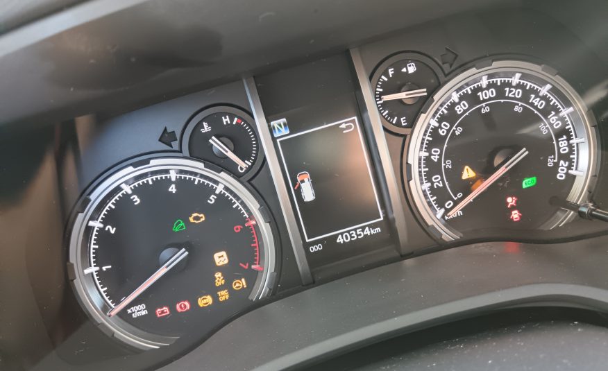 TOYOTA 4RUNNER –