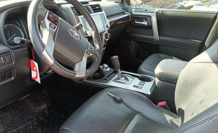 TOYOTA 4RUNNER –