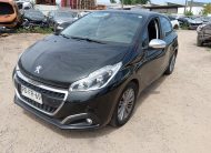 PEUGEOT 208 2020