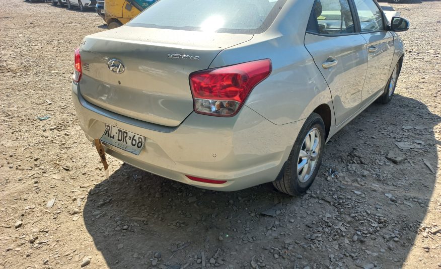 NISSAN VERNA 2022
