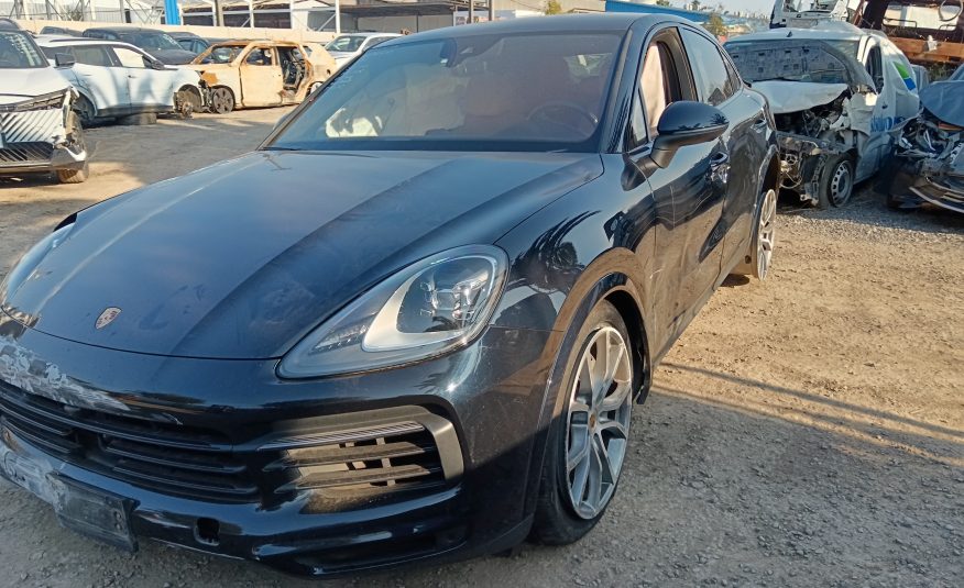 PORSCHE CAYENNE 2021