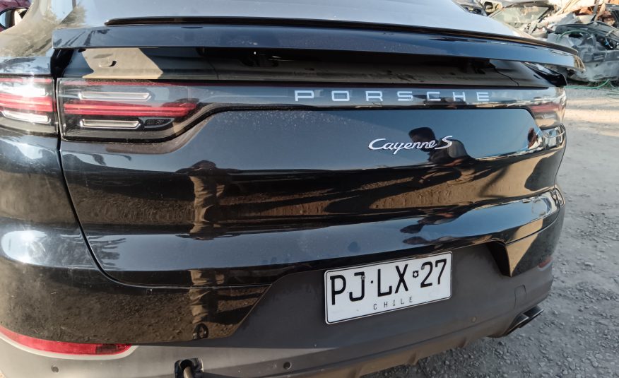 PORSCHE CAYENNE 2021