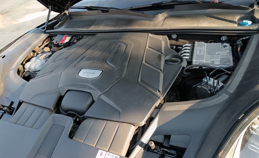 PORSCHE CAYENNE 2021