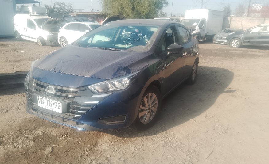 NISSAN VERSA 2025