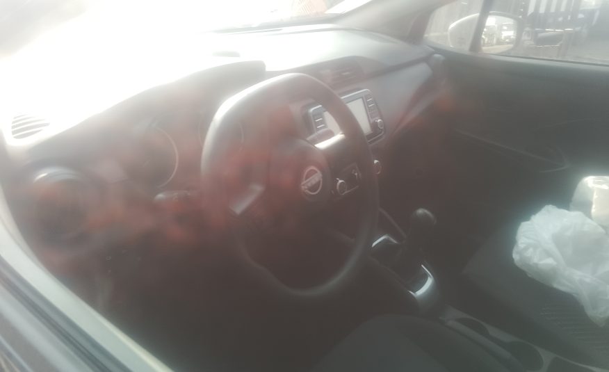 NISSAN VERSA 2025