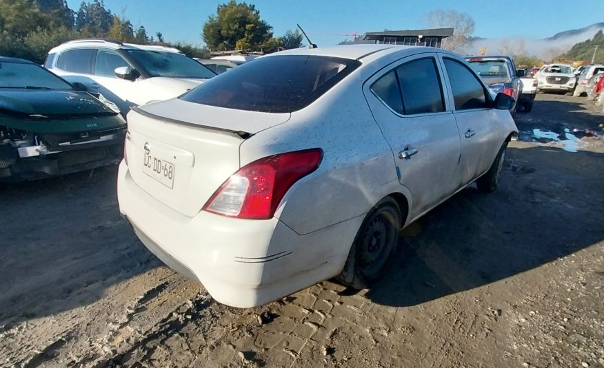 NISSAN VERSA 2019