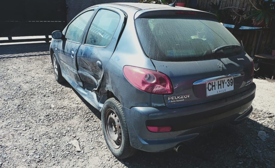 PEUGEOT 207 2010