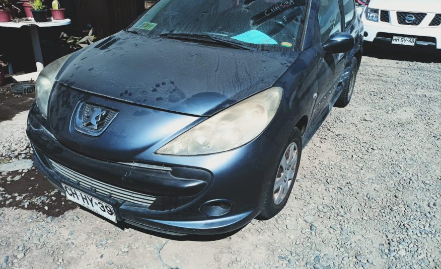 PEUGEOT 207 2010