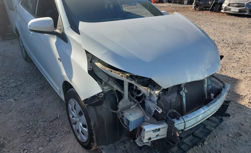 TOYOTA YARIS 2017