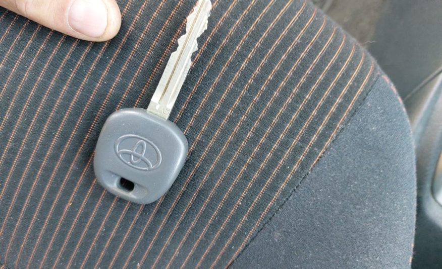 TOYOTA YARIS 2017