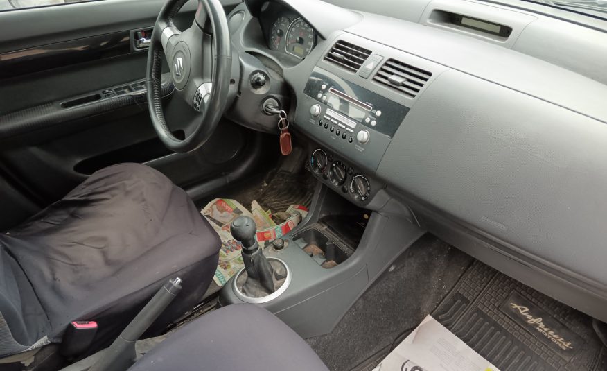 SUZUKI SWIFT 2010