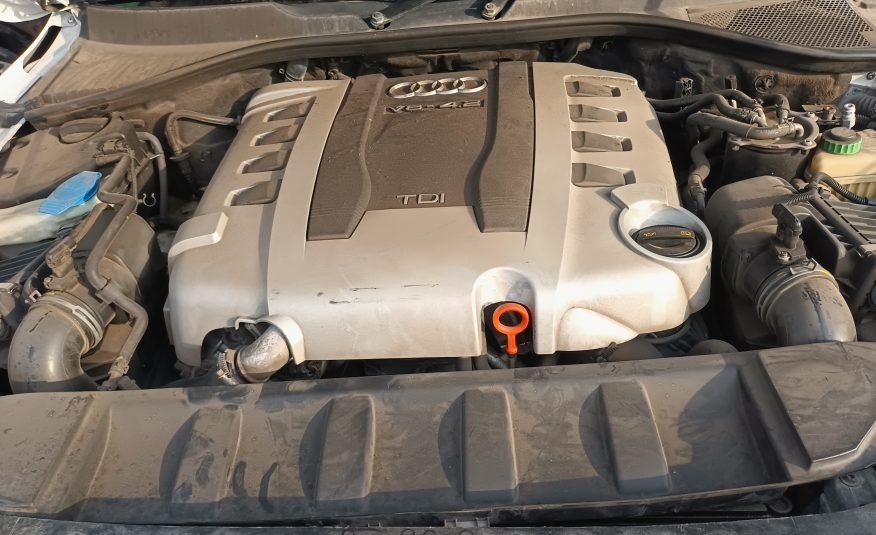 AUDI Q7 2010