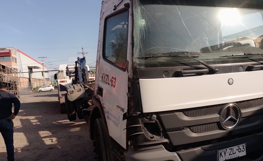 MERCEDES BENZ ATEGO 2019