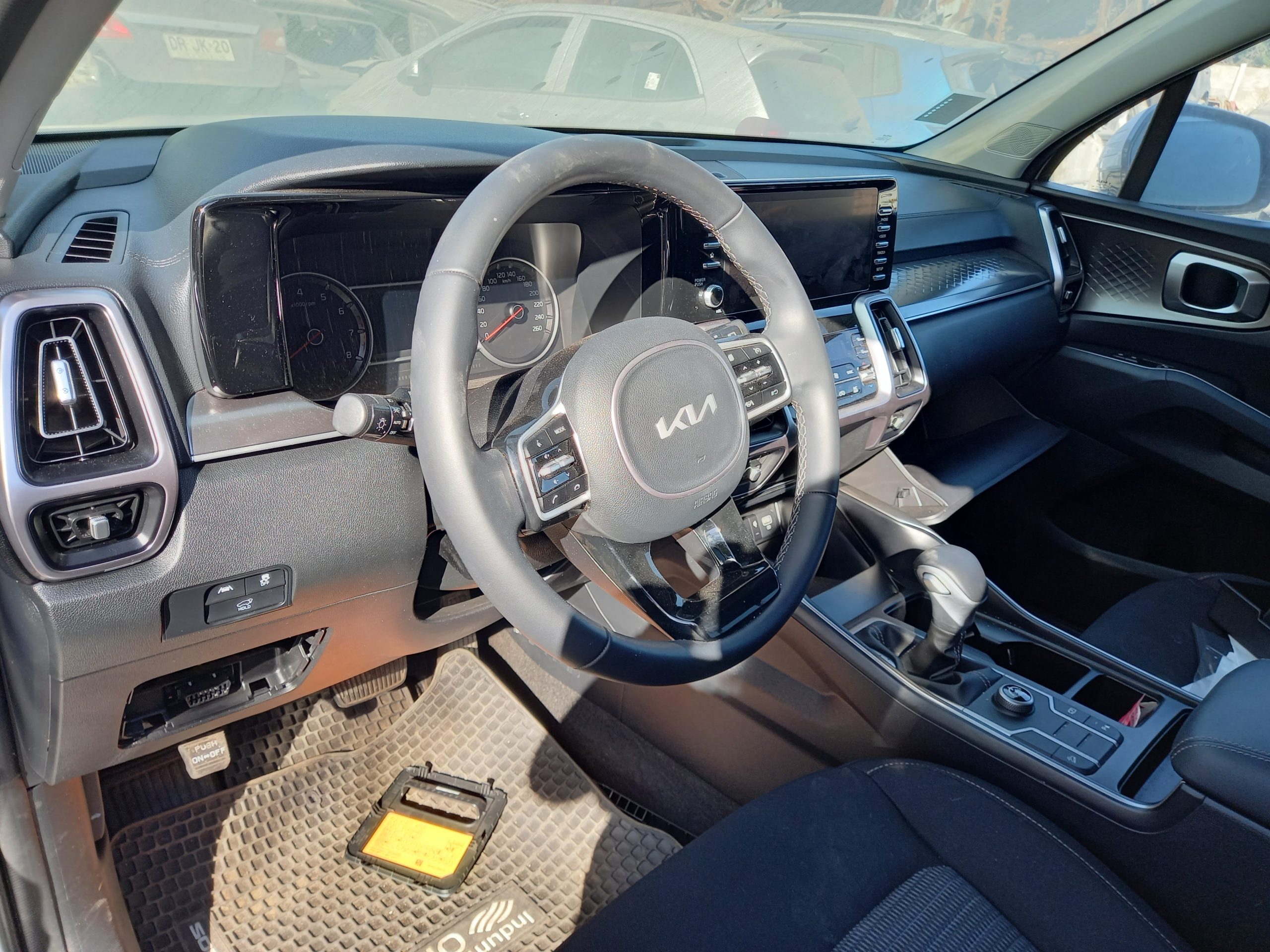 KIA MOTORS SORENTO 2023