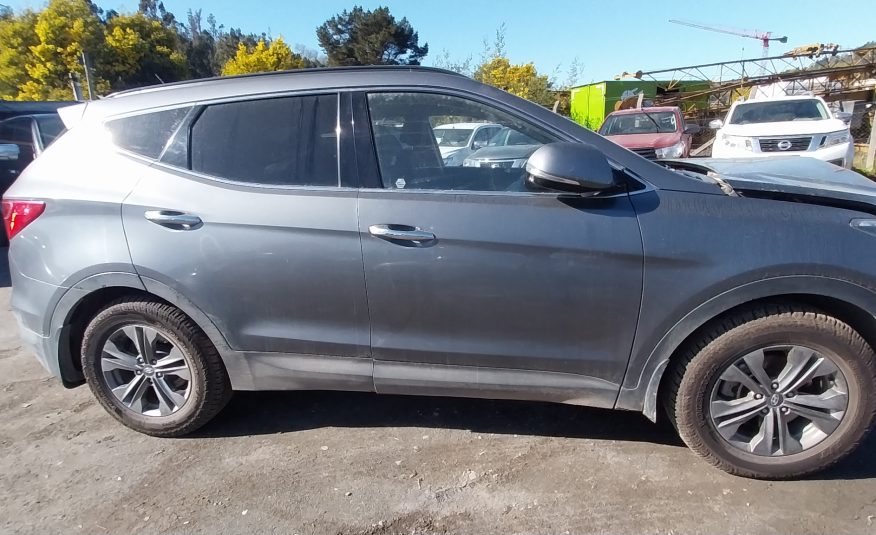 HYUNDAI SANTA FE 2015