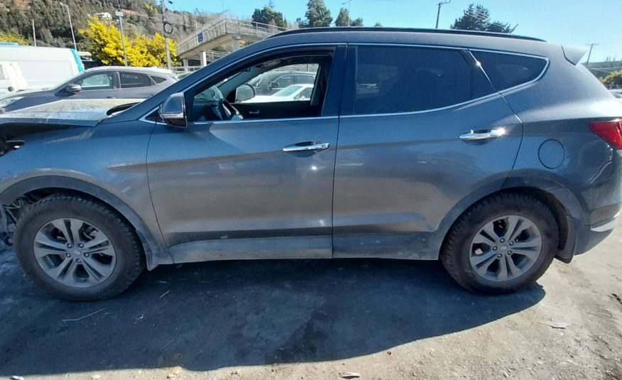 HYUNDAI SANTA FE 2015