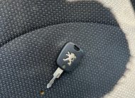 PEUGEOT 207 2010