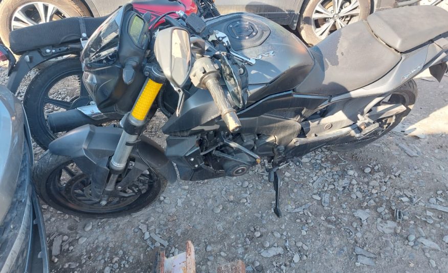 BAJAJ DOMINAR 2021