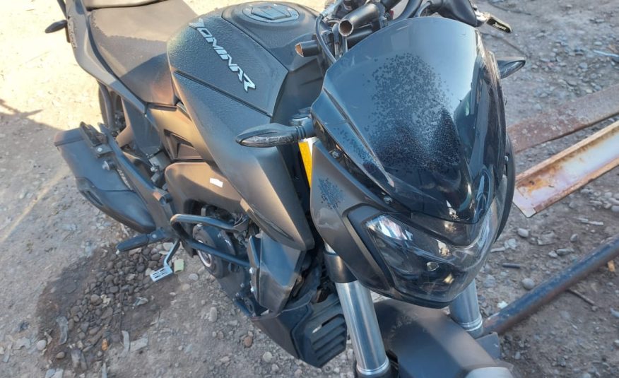 BAJAJ DOMINAR 2021