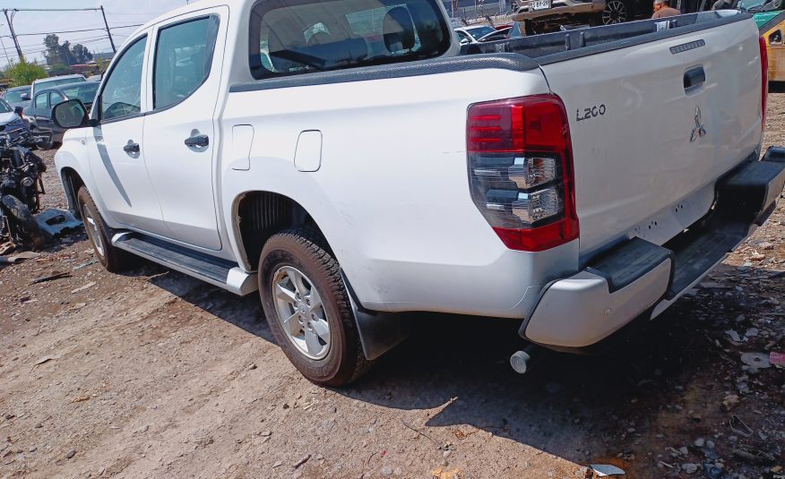 MITSUBISHI L 200 2024