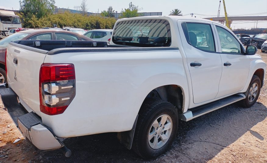 MITSUBISHI L 200 2024