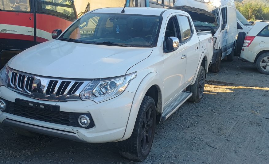 MITSUBISHI L 200 2016