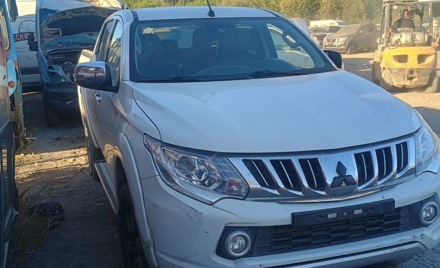 MITSUBISHI L 200 2016