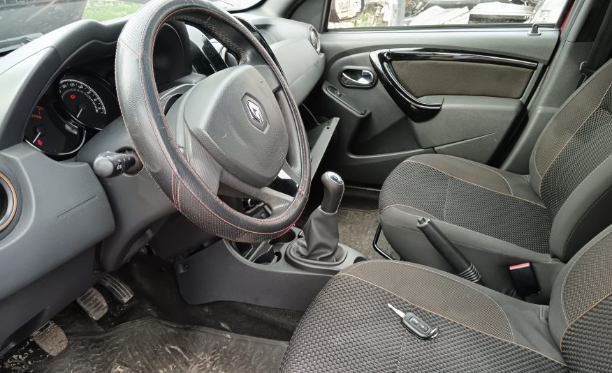 RENAULT DUSTER 2020