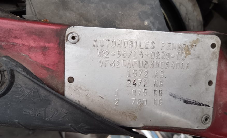 PEUGEOT 206 –