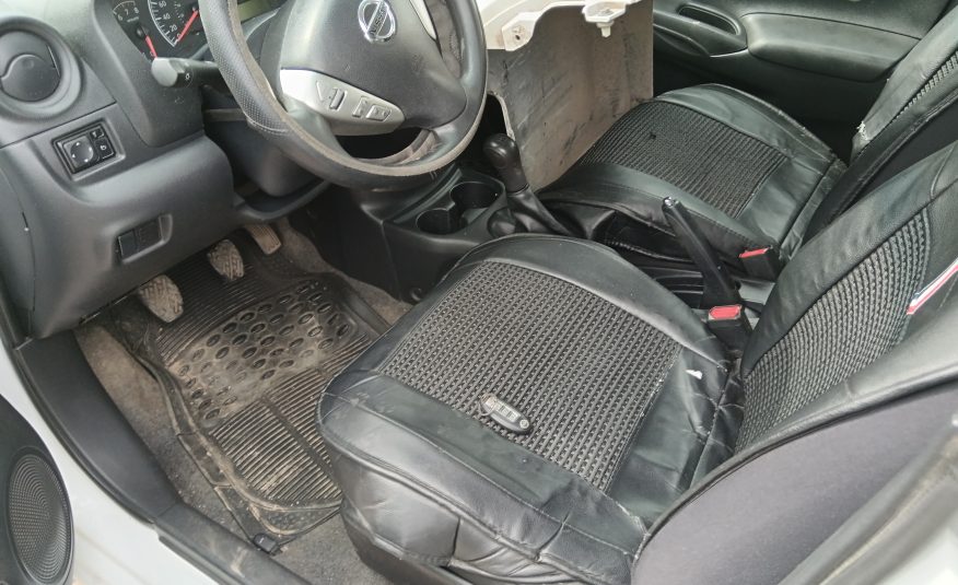 NISSAN VERSA 2015