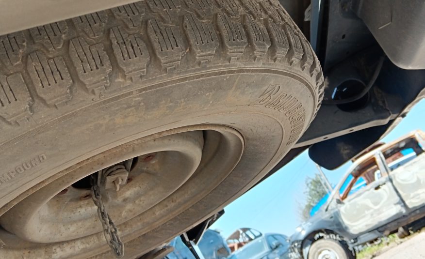 NISSAN TERRANO –