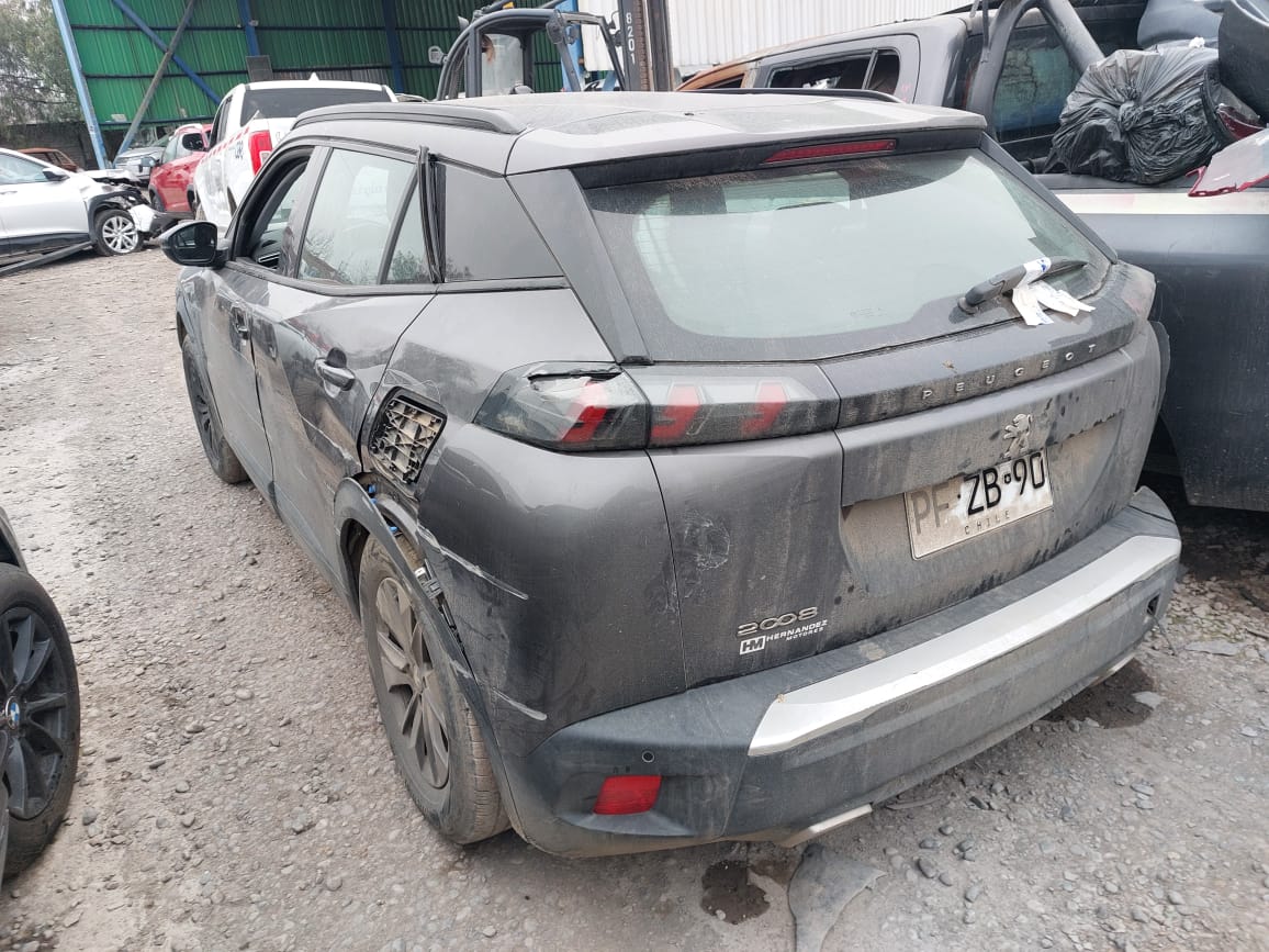 PEUGEOT 2008 2020