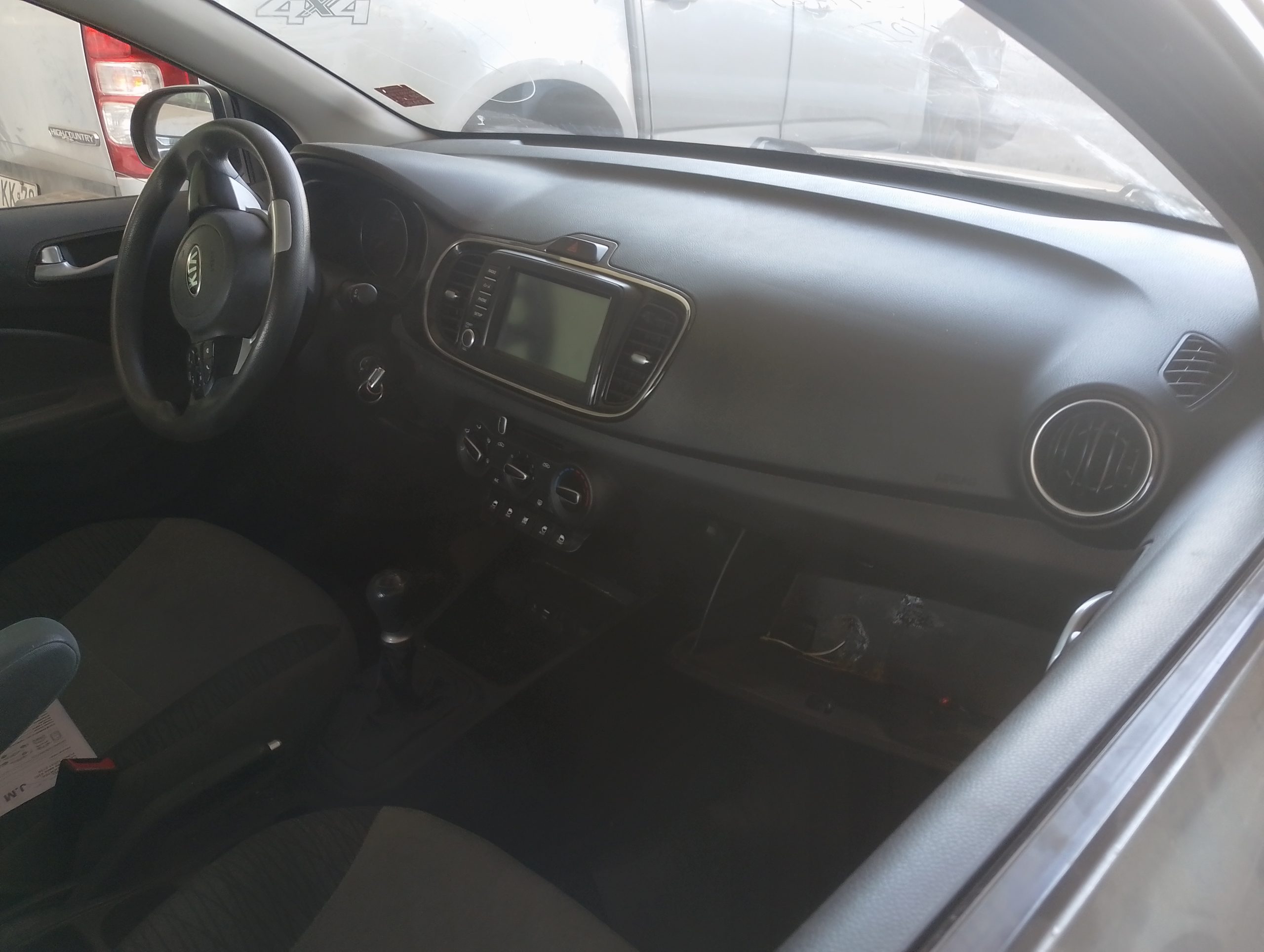 KIA MOTORS SOLUTO 2021