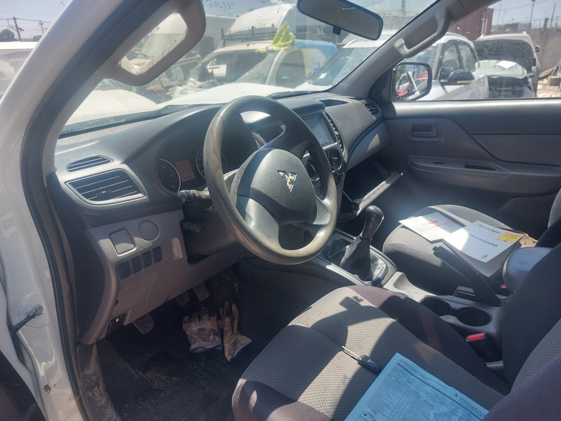 MITSUBISHI L 200 2019