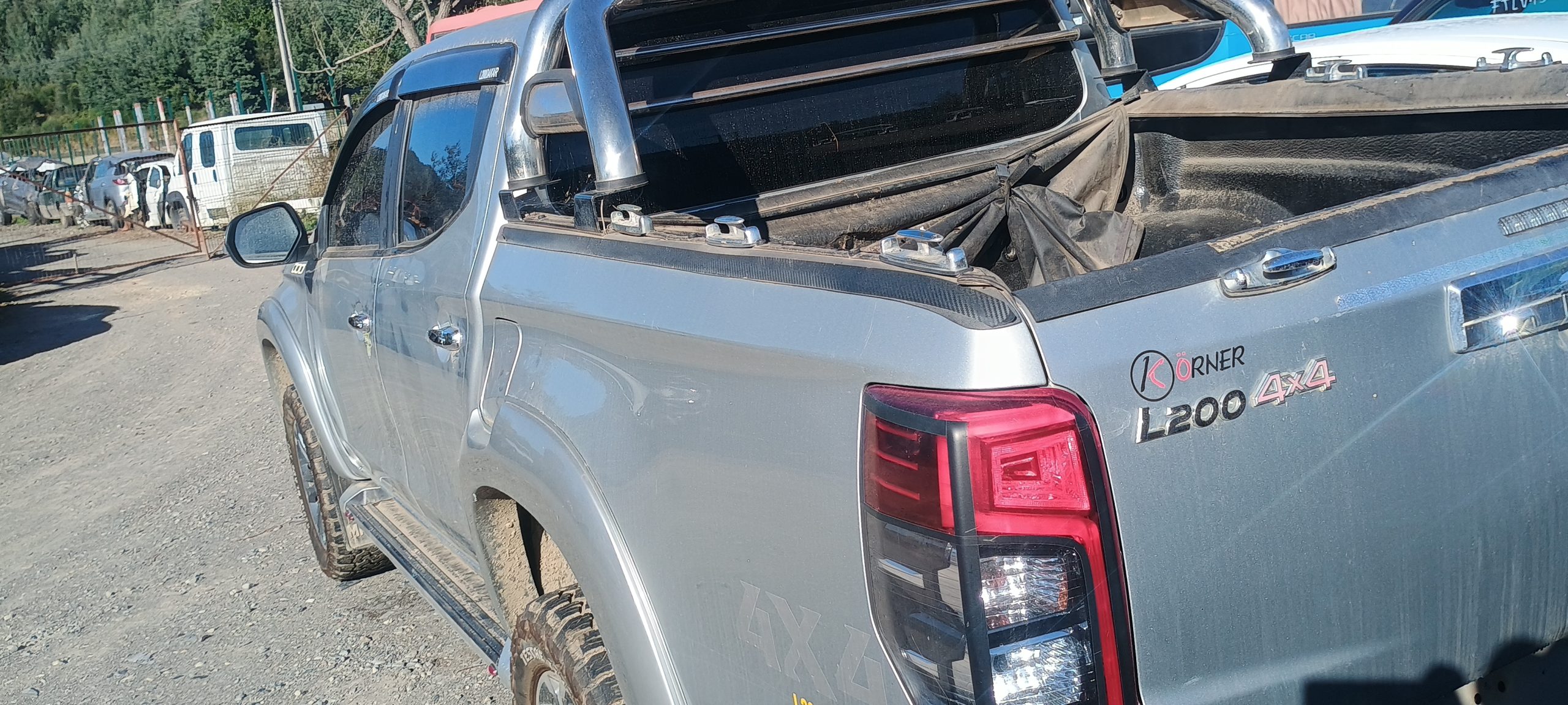 MITSUBISHI L 200 2020