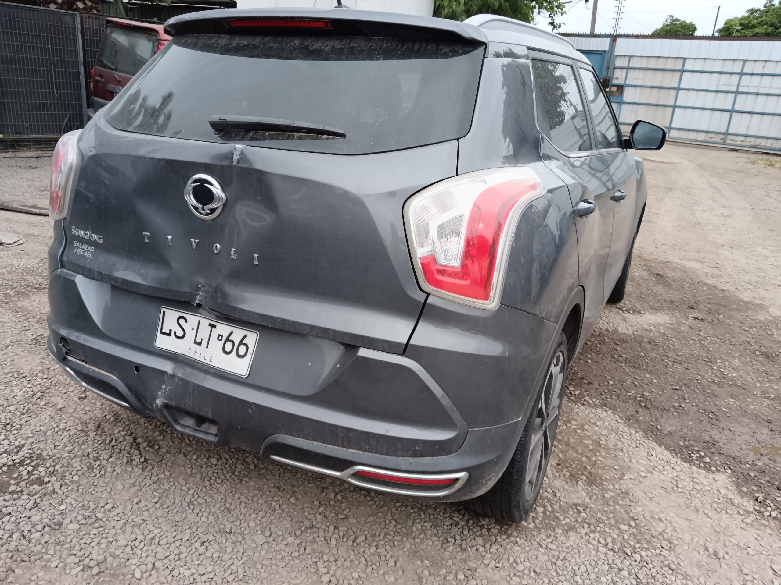 SSANGYONG TIVOLI –