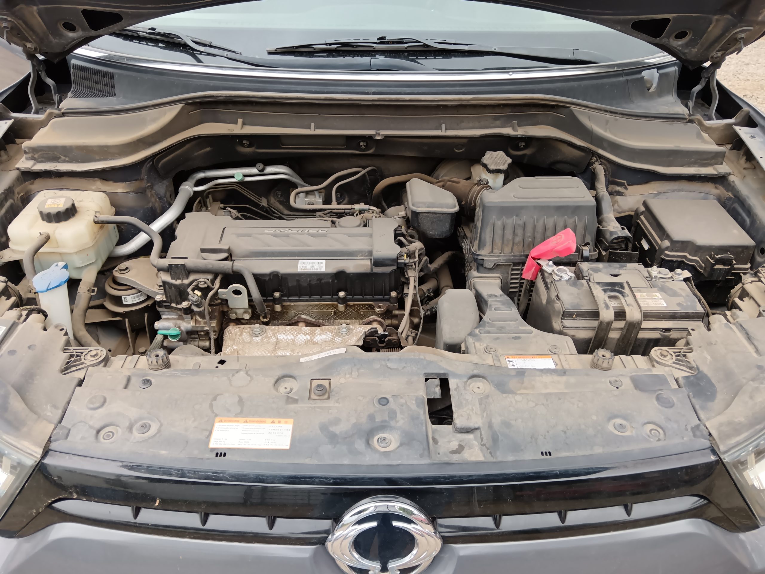 SSANGYONG TIVOLI –