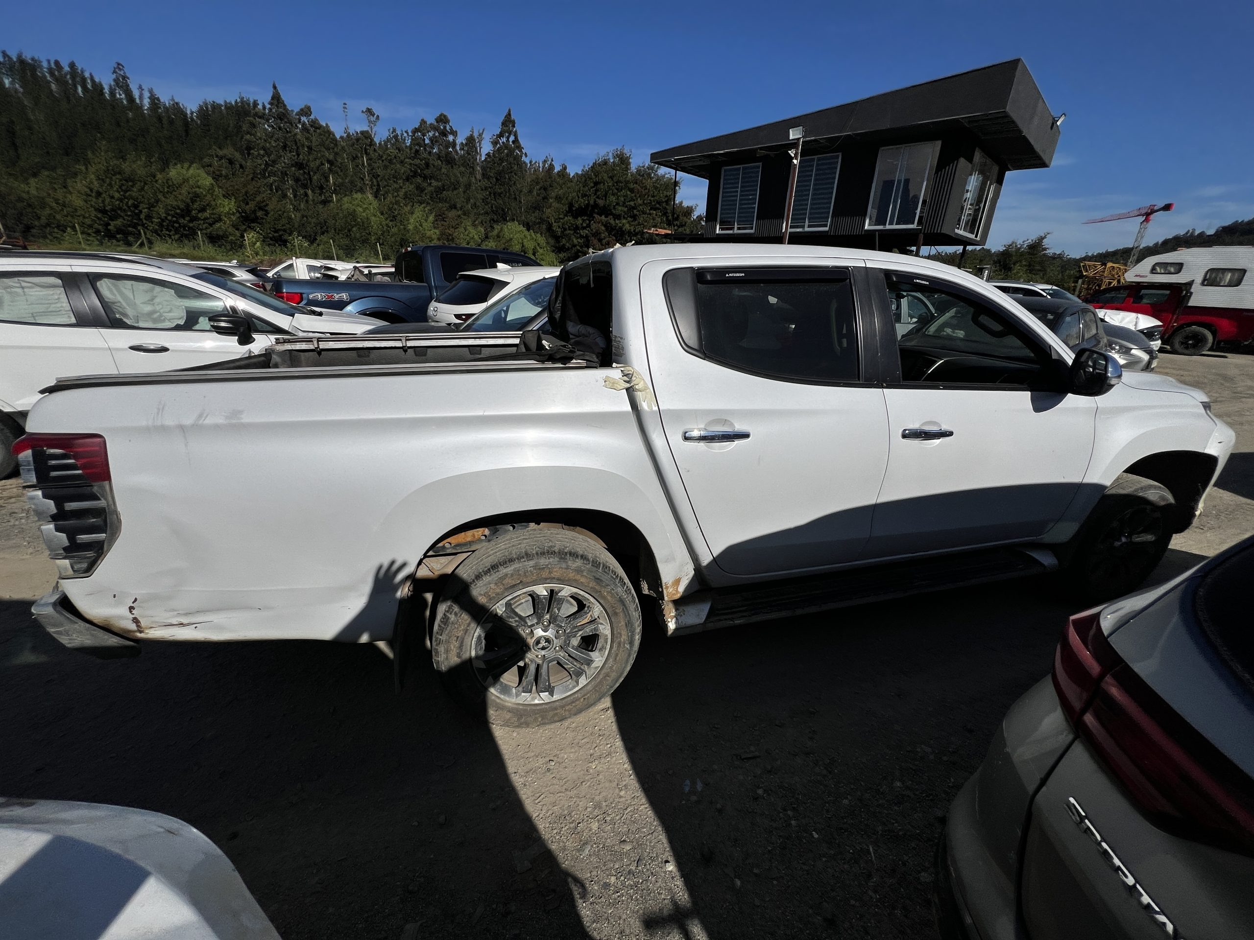 MITSUBISHI L 200 2022