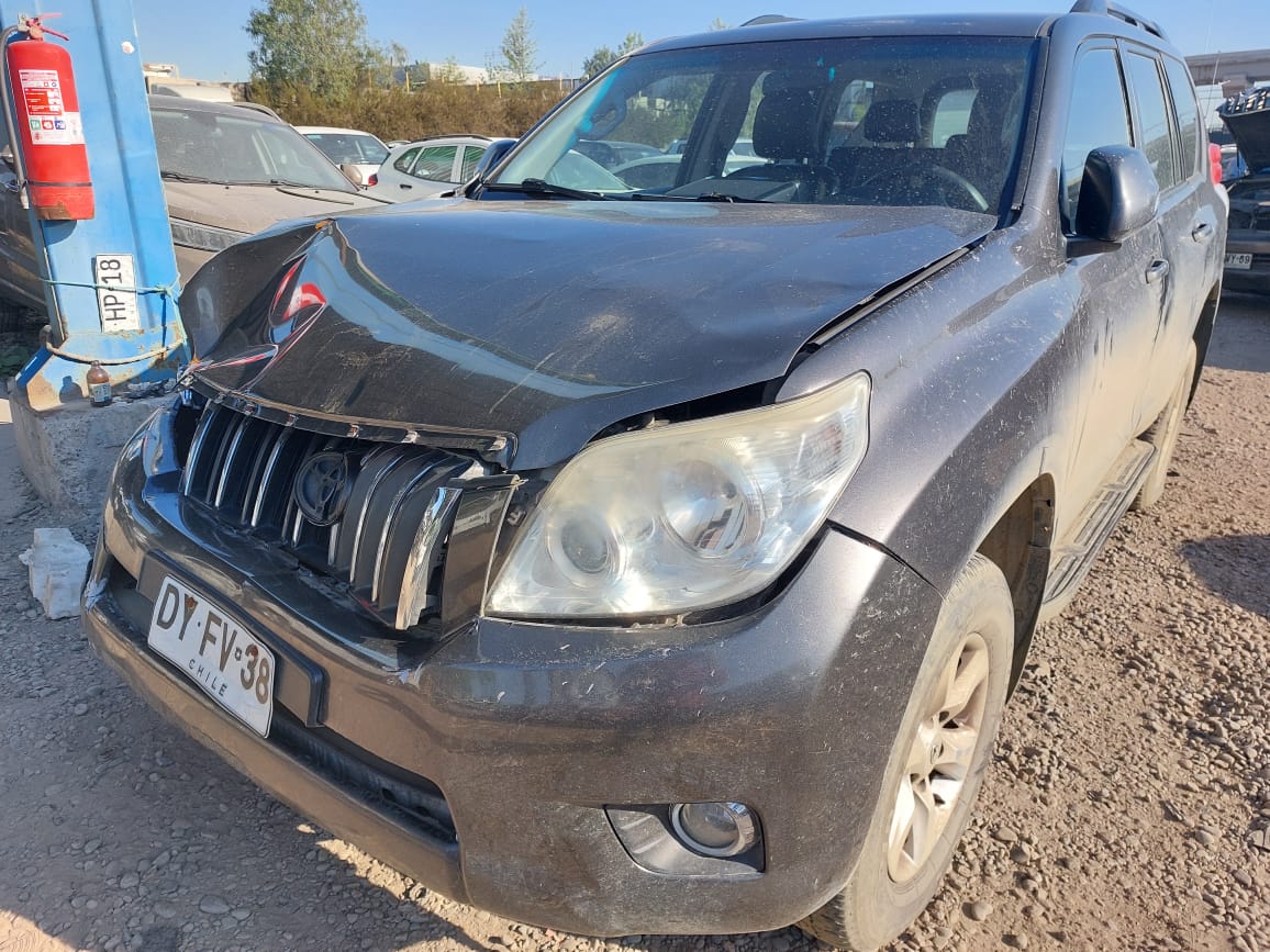 TOYOTA LAND CRUISER 2012