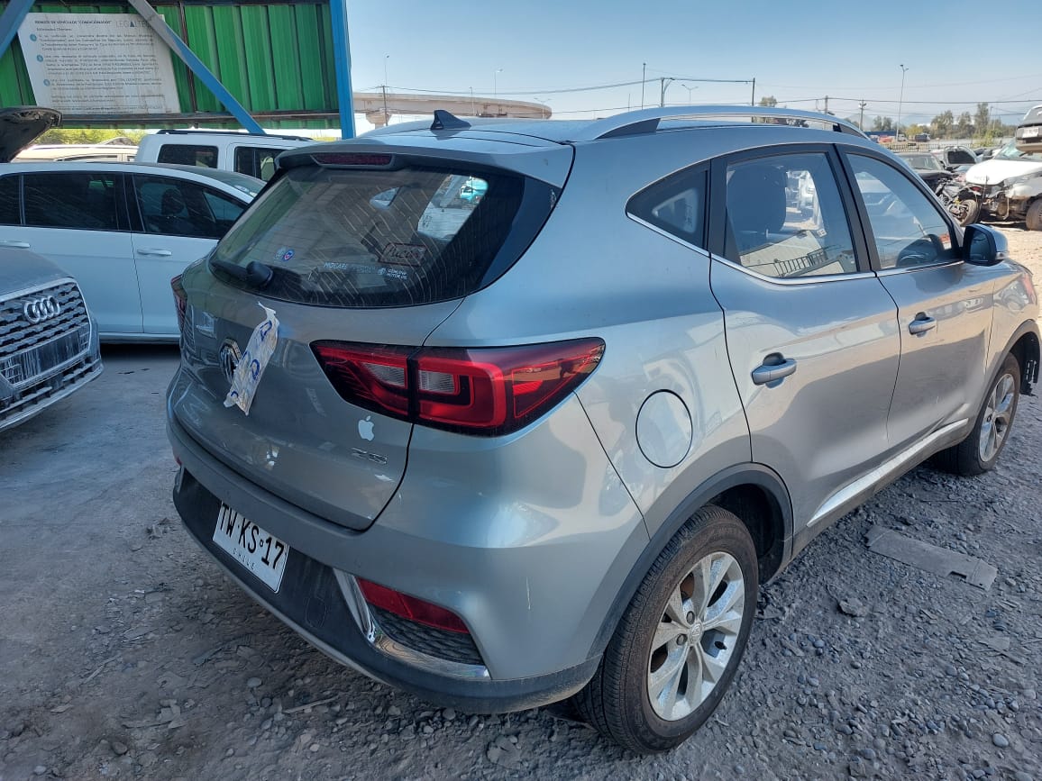 MG ZS 2025