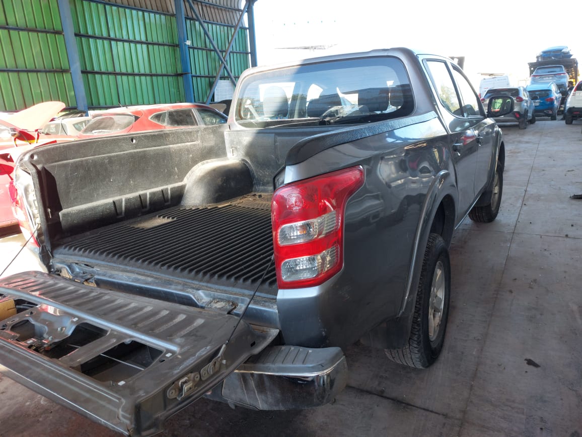 MITSUBISHI L 200 2018