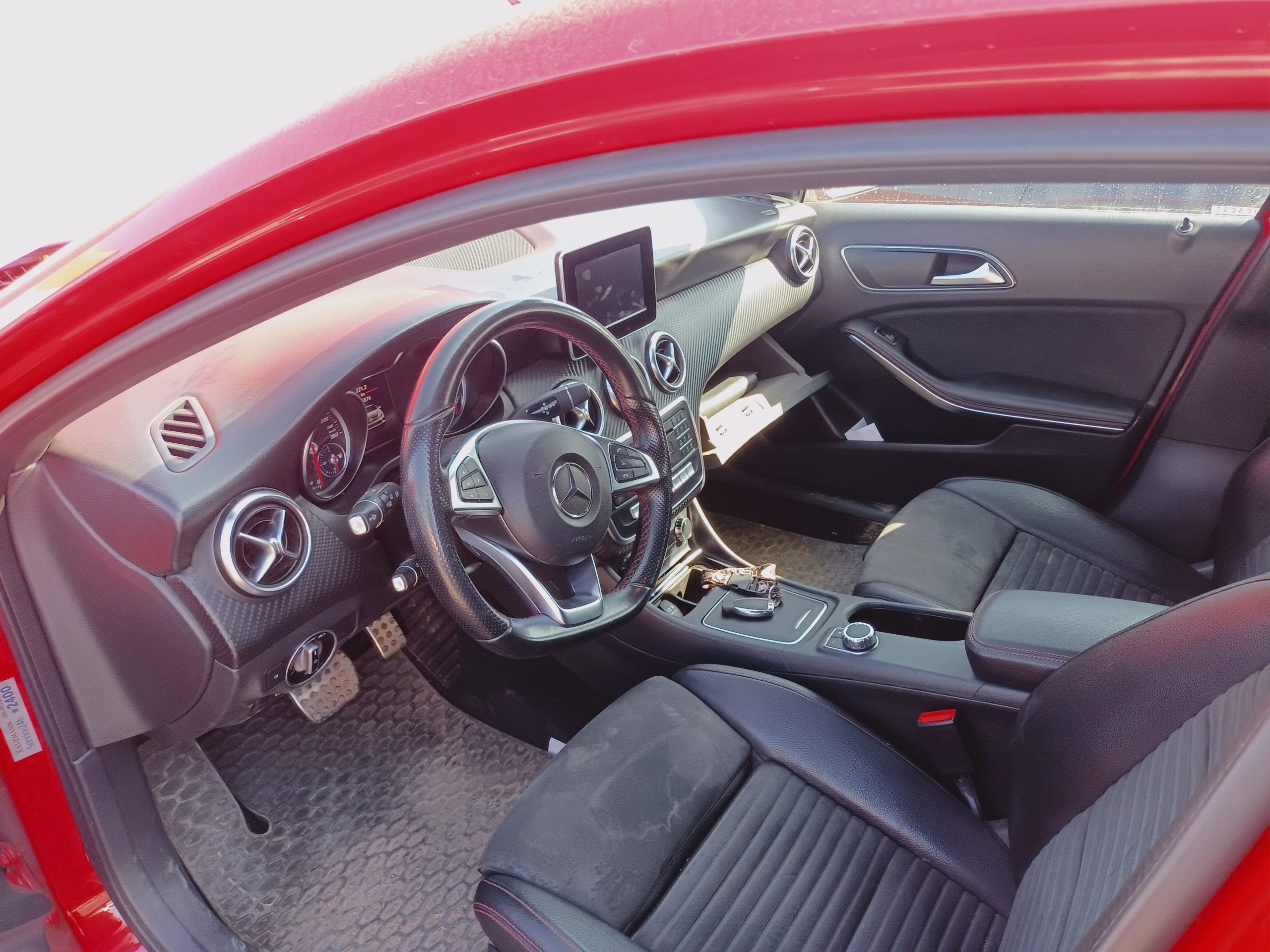 MERCEDES BENZ A200 2017