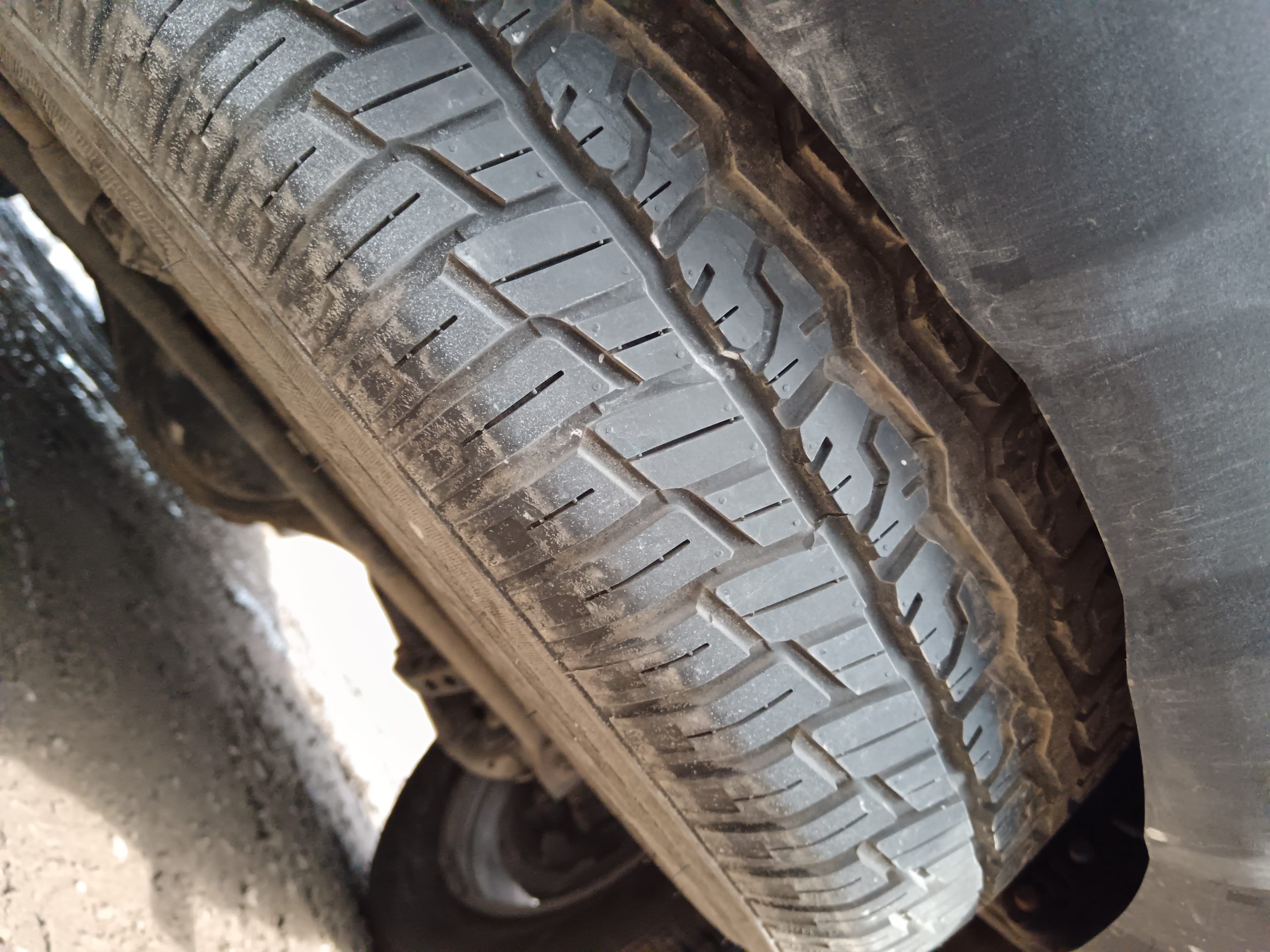 MITSUBISHI MONTERO 2013